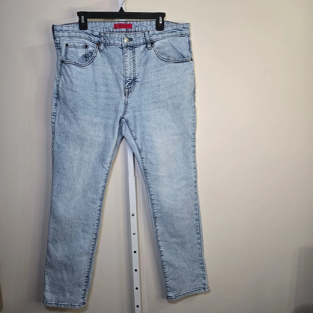 M.B.X Slim Fit Light Wash Stretch Denim Jeans W36 L30 Acid Wash Blue
